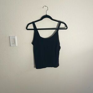 Black camisole cropped